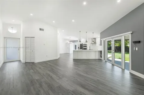 11518 SW 174th Street Miami FL 33157