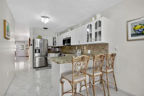 6570 W 2nd Court Hialeah FL 33012