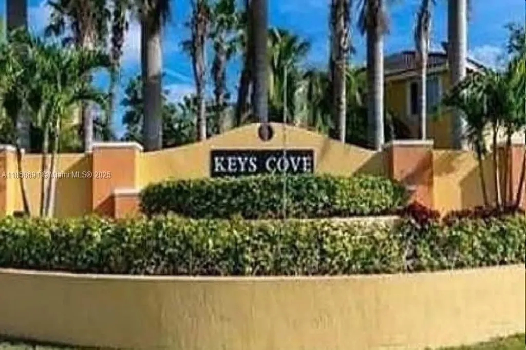 1666 SE 27 Court Florida City FL 33035