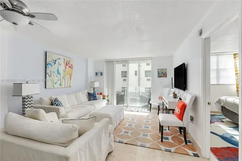 345 Ocean Drive Miami Beach FL 33139