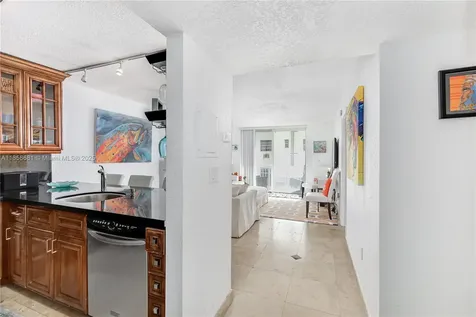 345 Ocean Drive Miami Beach FL 33139