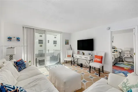 345 Ocean Drive Miami Beach FL 33139