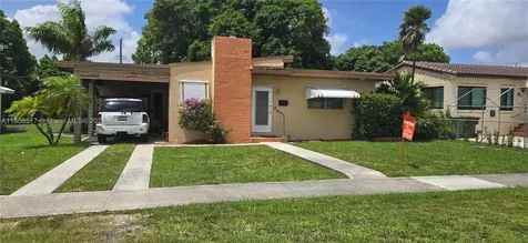 521 E 33rd Street Hialeah FL 33013