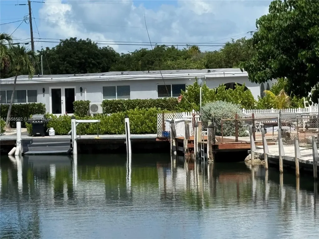 1301 Grouper Drive Marathon FL 33050