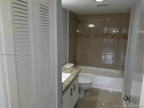 4160 Inverrary Drive Lauderhill FL 33319