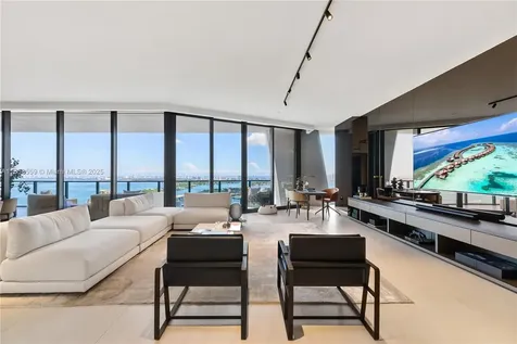 1000 Biscayne Boulevard Miami FL 33132