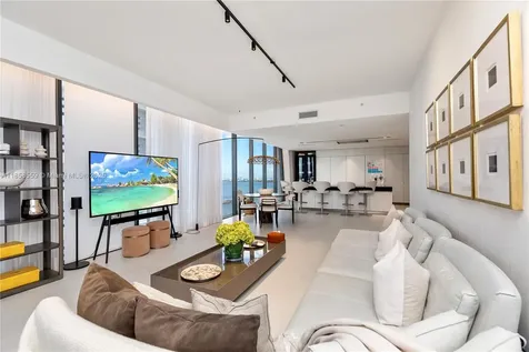 1000 Biscayne Boulevard Miami FL 33132