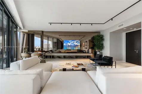 1000 Biscayne Boulevard Miami FL 33132