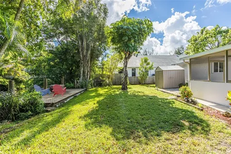 12421 SW 1st Court Plantation FL 33325