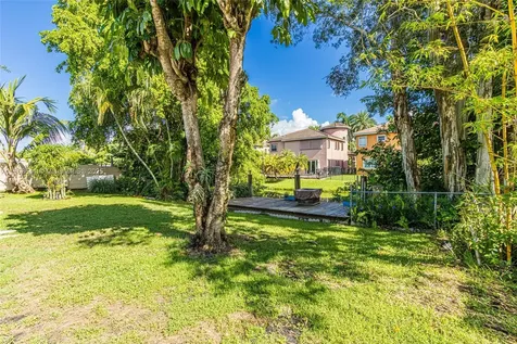 12421 SW 1st Court Plantation FL 33325