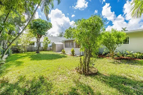 12421 SW 1st Court Plantation FL 33325