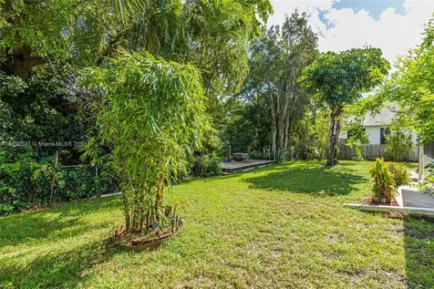 12421 SW 1st Court Plantation FL 33325