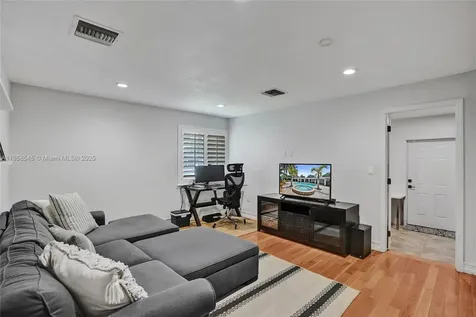 7945 SW 99th Street Miami FL 33156