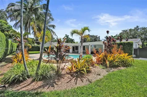 7945 SW 99th Street Miami FL 33156