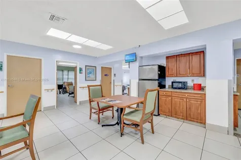 Margate FL 33068