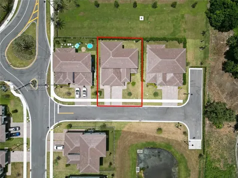 4255 SW 123rd Terrace Davie FL 33330