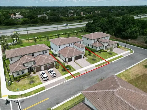 4255 SW 123rd Terrace Davie FL 33330