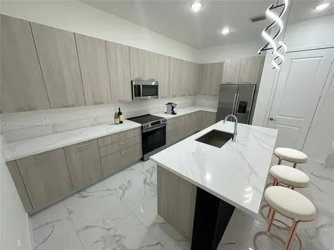 4255 SW 123rd Terrace Davie FL 33330
