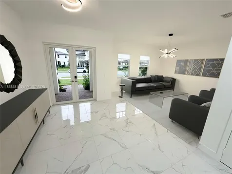 12239 SW 43rd Street Davie FL 33330