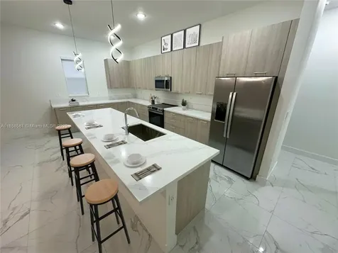 12239 SW 43rd Street Davie FL 33330