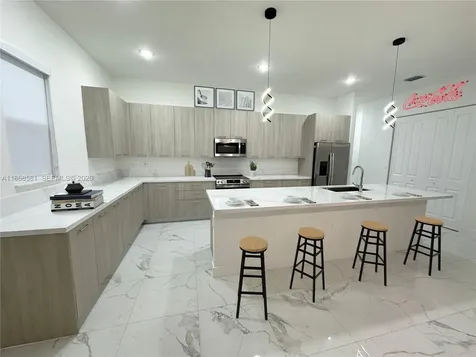 12239 SW 43rd Street Davie FL 33330