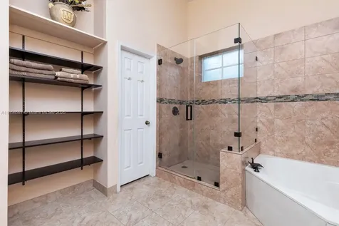 720 Verona Lake Drive Weston FL 33326