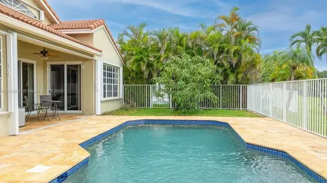 720 Verona Lake Drive Weston FL 33326