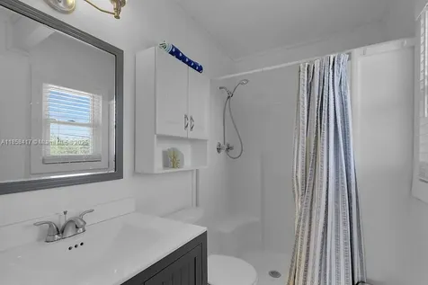 813 Hawksbill Lane Sugarloaf FL 33042
