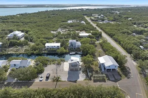 813 Hawksbill Lane Sugarloaf FL 33042