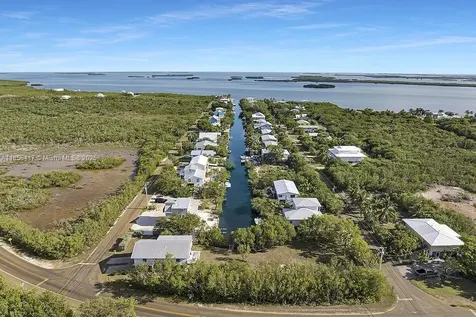 813 Hawksbill Lane Sugarloaf FL 33042