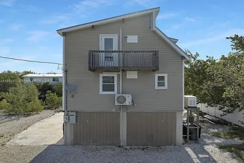 813 Hawksbill Lane Sugarloaf FL 33042