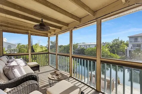 813 Hawksbill Lane Sugarloaf FL 33042
