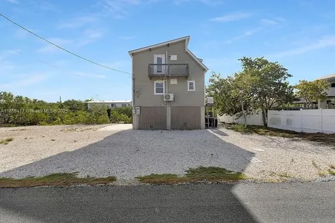 813 Hawksbill Lane Sugarloaf FL 33042