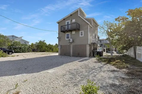 813 Hawksbill Lane Sugarloaf FL 33042