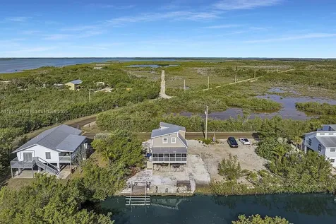 813 Hawksbill Lane Sugarloaf FL 33042