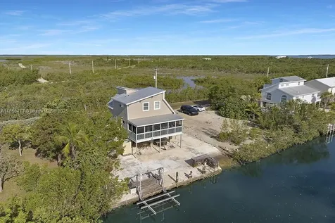 813 Hawksbill Lane Sugarloaf FL 33042