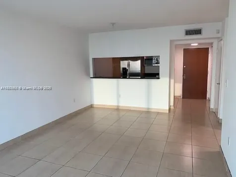 31 SE 5th Street Miami FL 33131