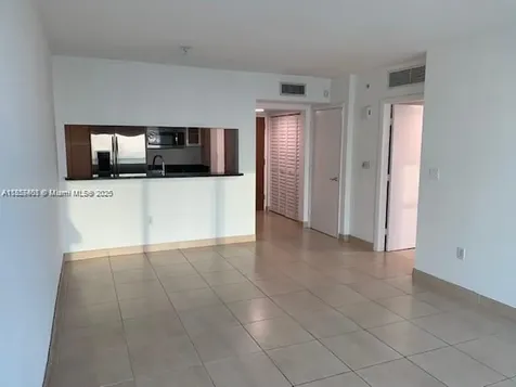 31 SE 5th Street Miami FL 33131