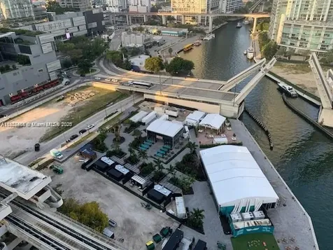 31 SE 5th Street Miami FL 33131