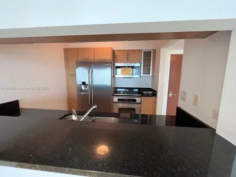 31 SE 5th Street Miami FL 33131