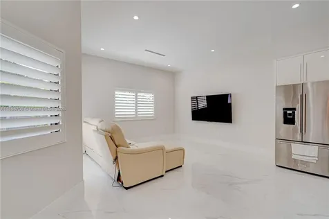 2521 SW 105th Avenue Miami FL 33165