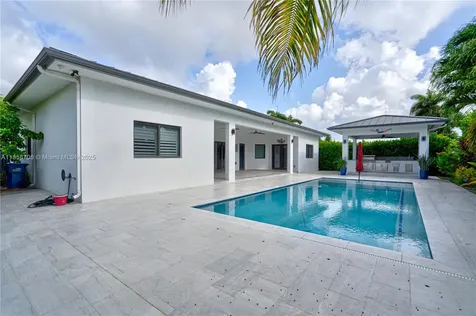 2521 SW 105th Avenue Miami FL 33165