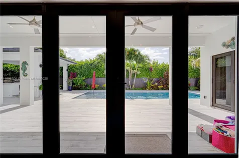 2521 SW 105th Avenue Miami FL 33165