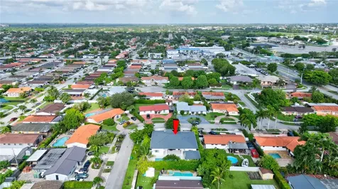 2521 SW 105th Avenue Miami FL 33165