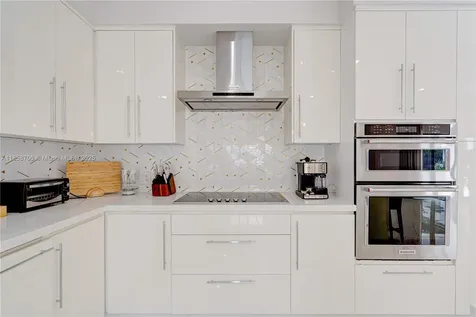 2521 SW 105th Avenue Miami FL 33165