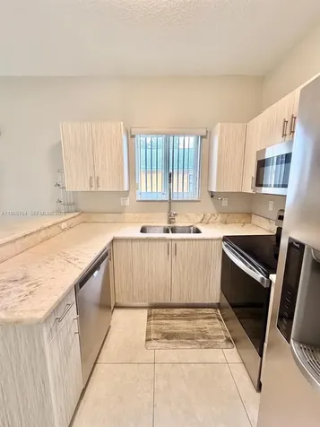 14 SW 7th Avenue Dania Beach FL 33004