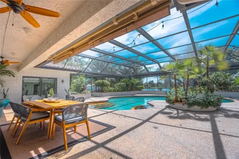 510 Birchwood Way Weston FL 33326