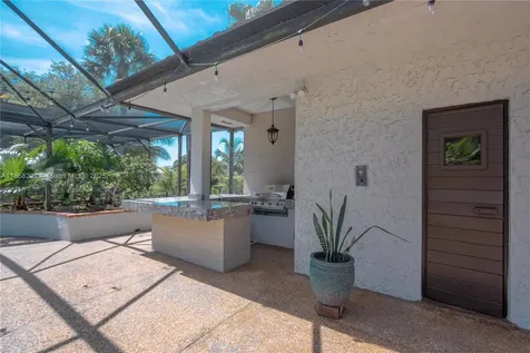 510 Birchwood Way Weston FL 33326