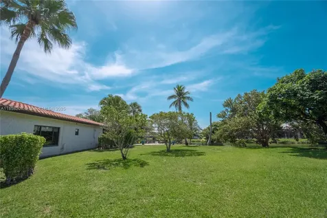 510 Birchwood Way Weston FL 33326