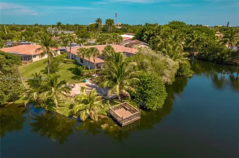 510 Birchwood Way Weston FL 33326